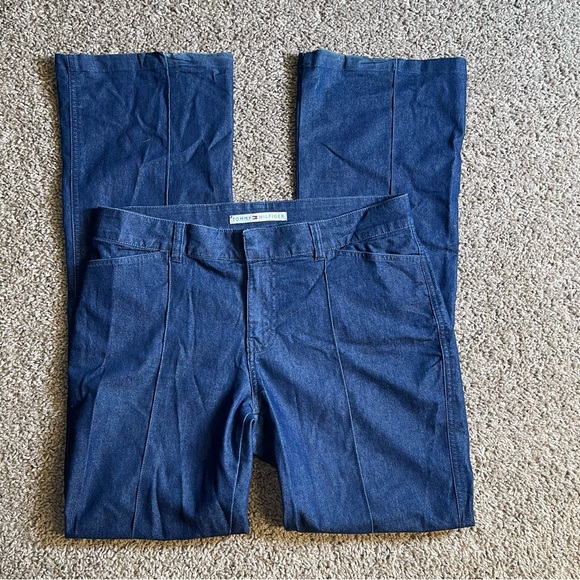 Tommy Hilfiger women’s 8 blue denim boot cut jeans stretch preppy mid rise dark - Picture 1 of 8